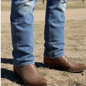 Justin Cowboy Boots Mens‎ Size 9 Brown Western Embroidered Distressed Rugged